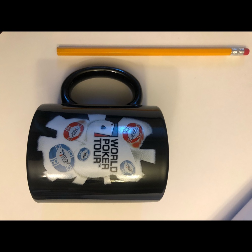 World poker collector mug rare item